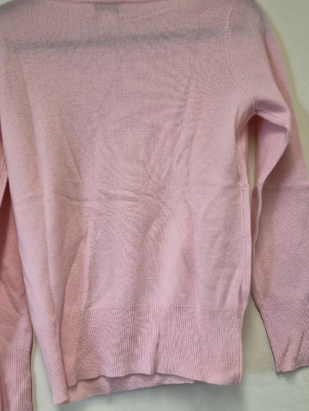 Neiman Marcus Pale Pink Scoop Neck Sweater | Size M - Picture 8 of 8